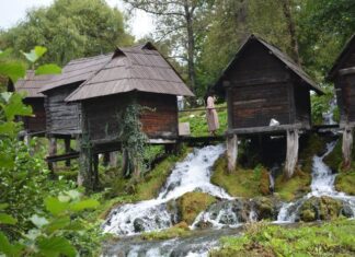 The Hebdomon as a Gathering Place for Imperial Armies